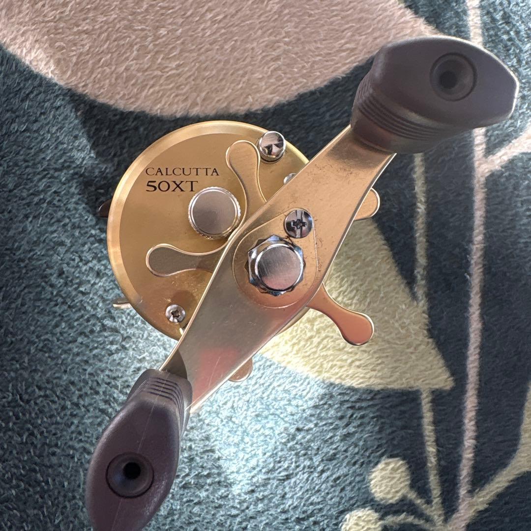 momocari @他サイトにも出品 CALCUTTA 50XT