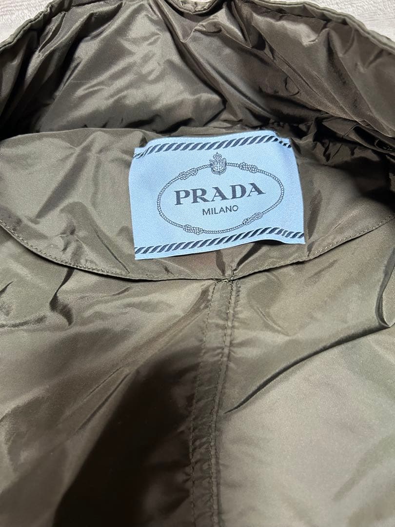 PRADA オリーブグリーン クロップドナイロンジャケット　未使用品