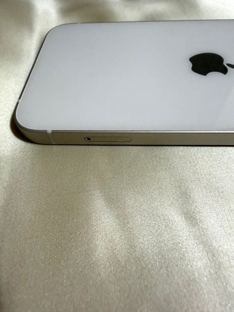 iPhone12 本体 64GB 本体 ホワイト 充電器付き