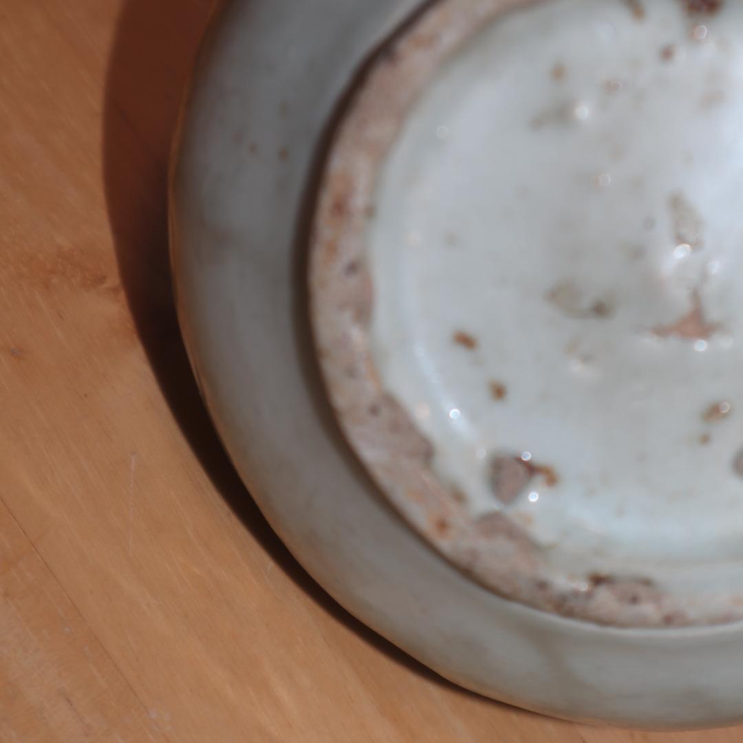 李朝白磁塩笥壺