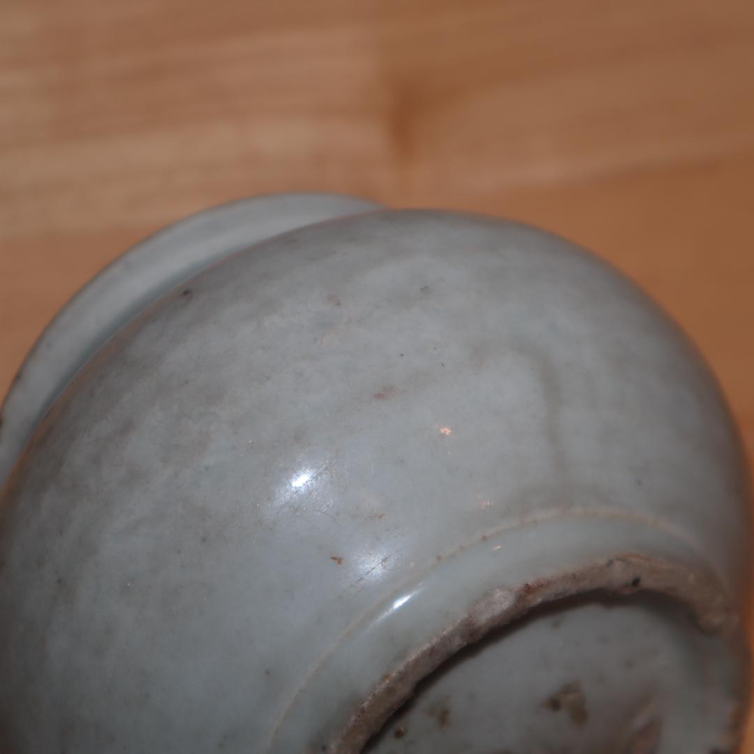 李朝白磁塩笥壺