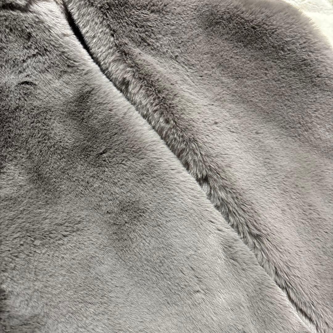 新品　タグ付き　ベルドルージュ　フーデッド　ファーベスト　定価25300円