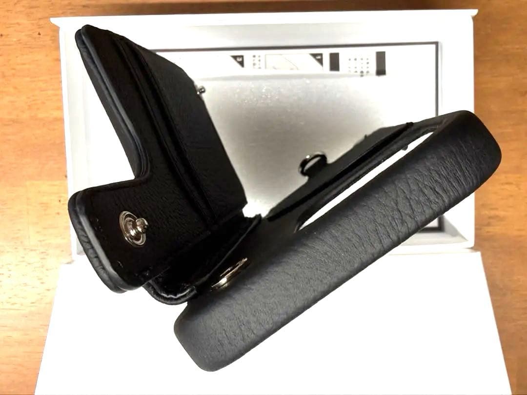 DEMIU BALLON iPhone16pro デミュウブラック