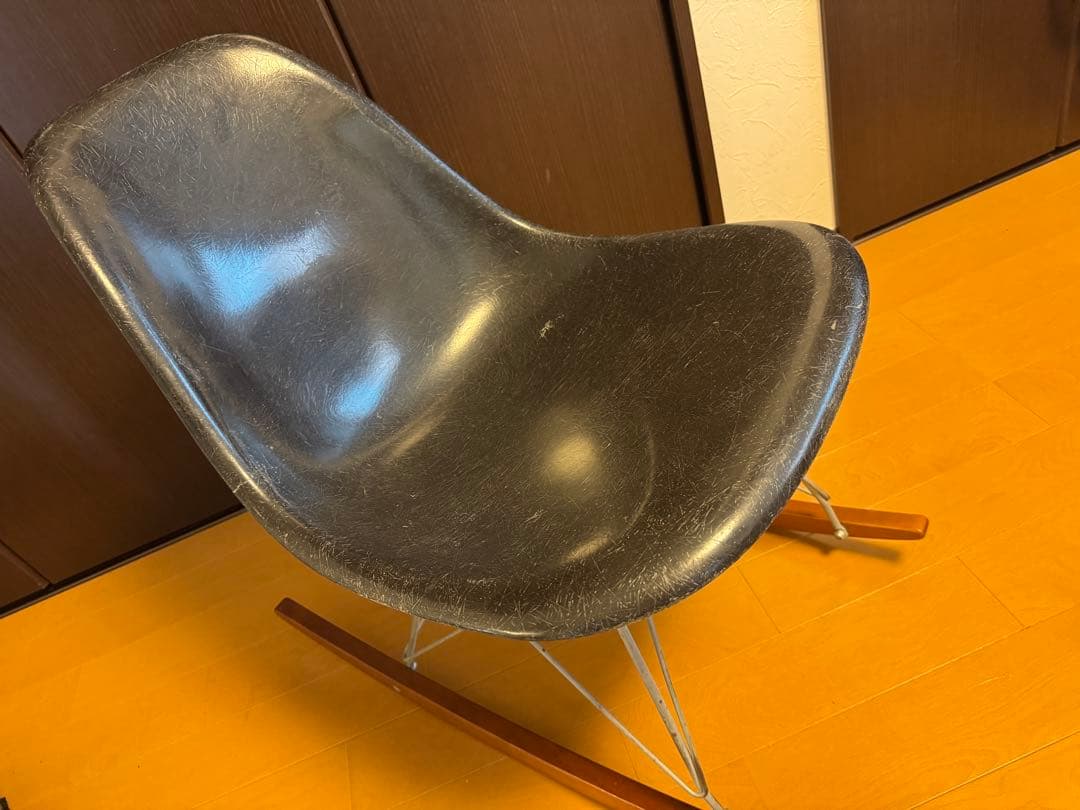 G*8様 Herman Miller イームズ シェルチェア 黒 FRP ヴィン