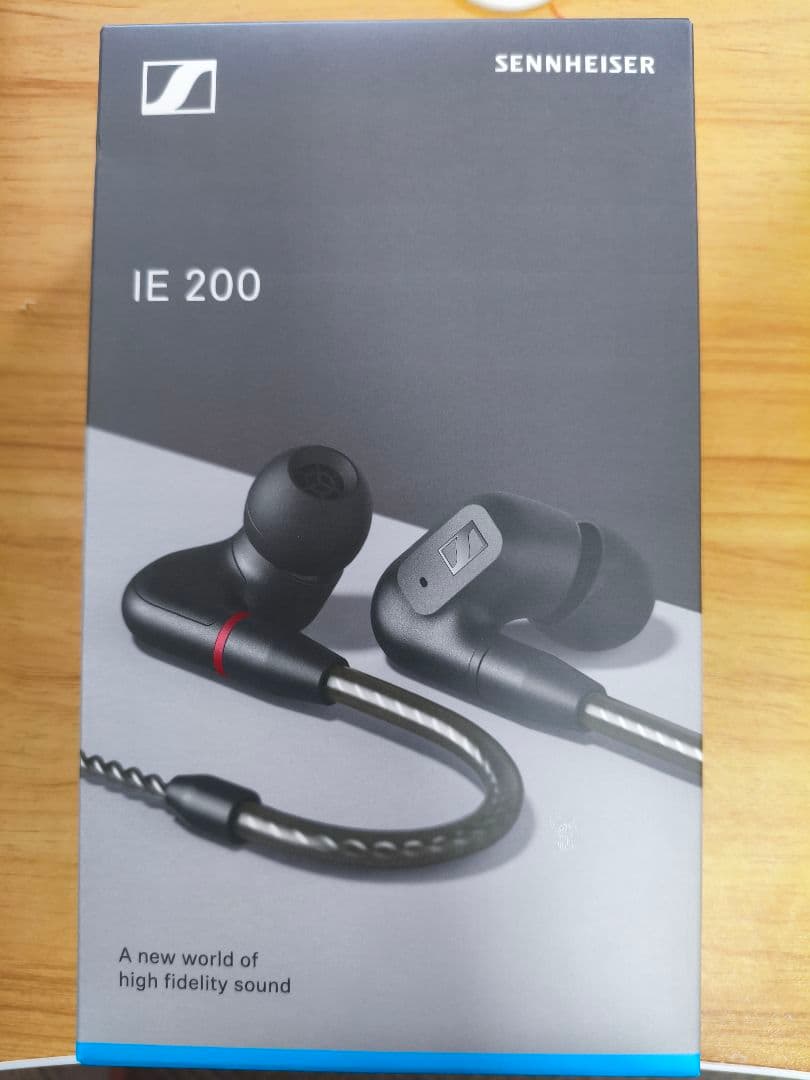 ブラック様　Sennheiser IE 200 イヤホン