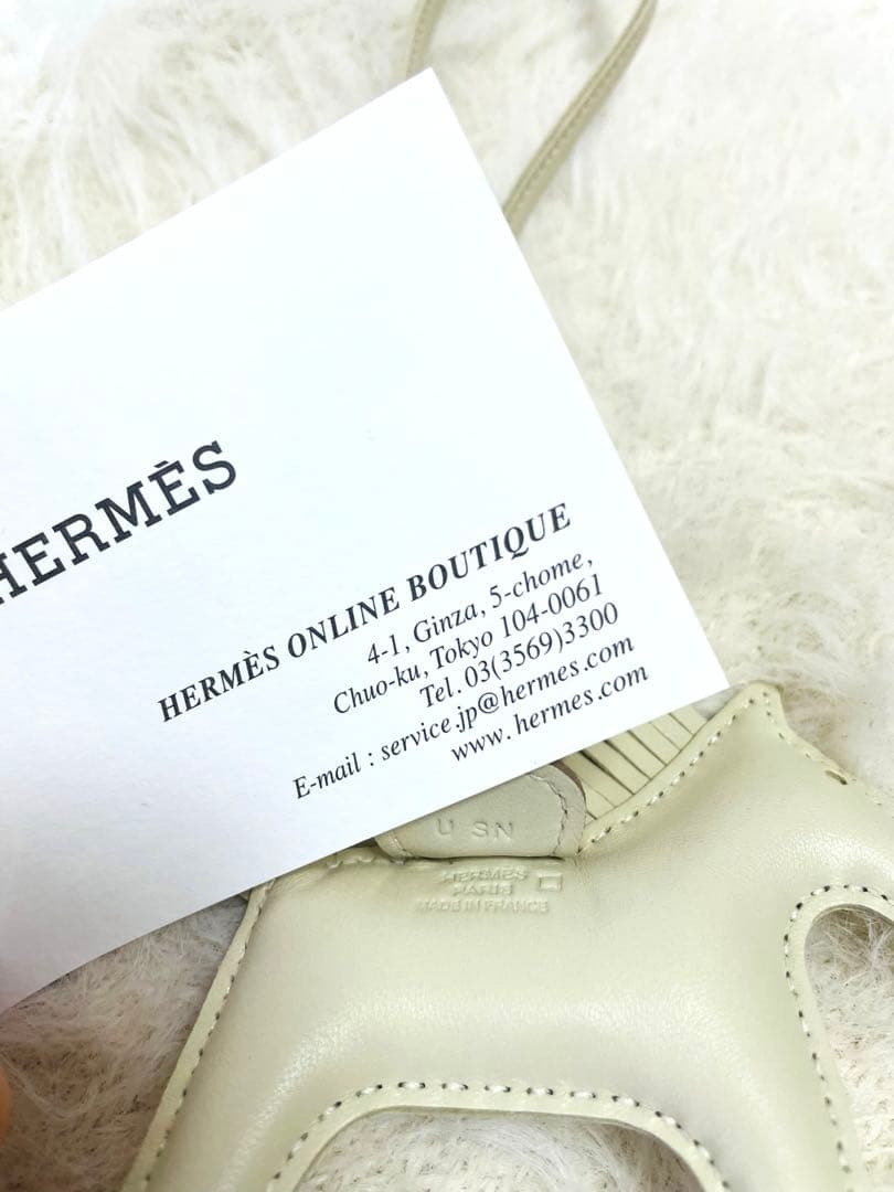 【希少】HERMES ロデオ、ペガサスチャーム タッチ　クレ白