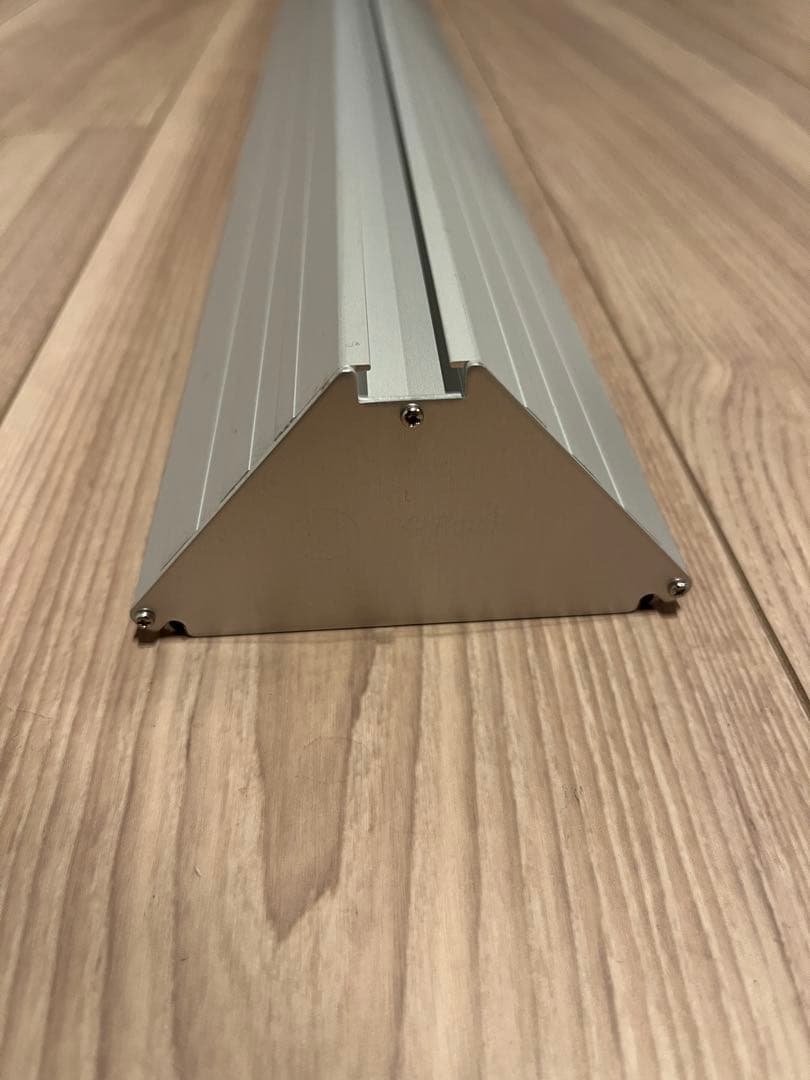 アクロ TRIANGLE LED VIVID 900 ライト スタンド付き