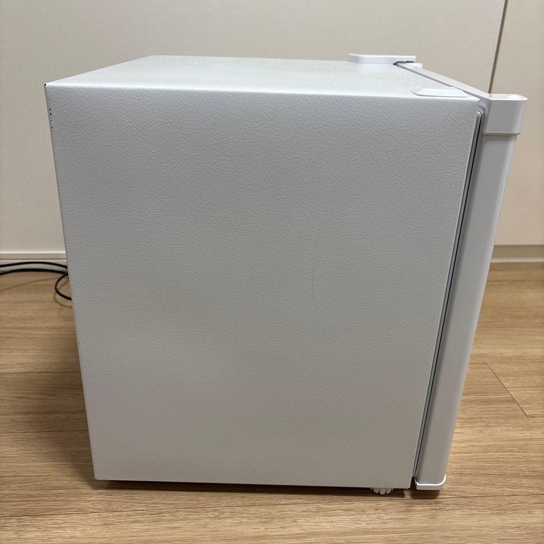 冷蔵庫 46L PRC-B051D-W 2022年製　【美品】