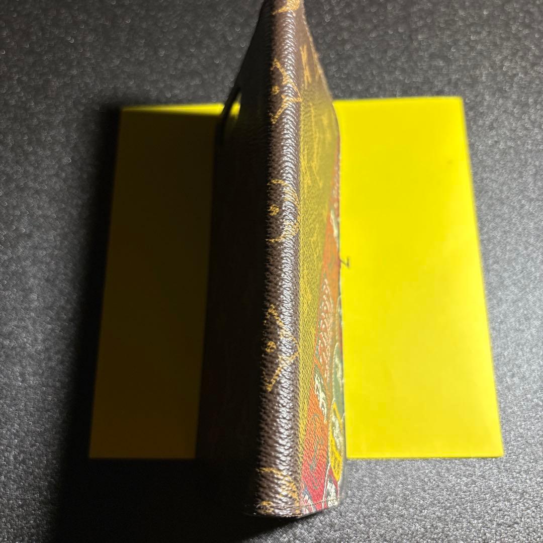 Louis Vuitton 手帳型 iPhoneケース