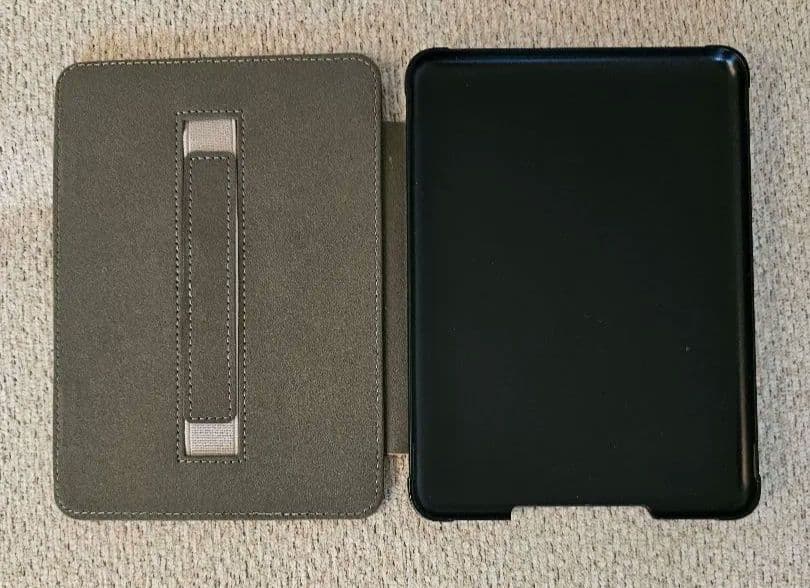 Kindle Paperwhite第12世代　16GB　 ケースあり