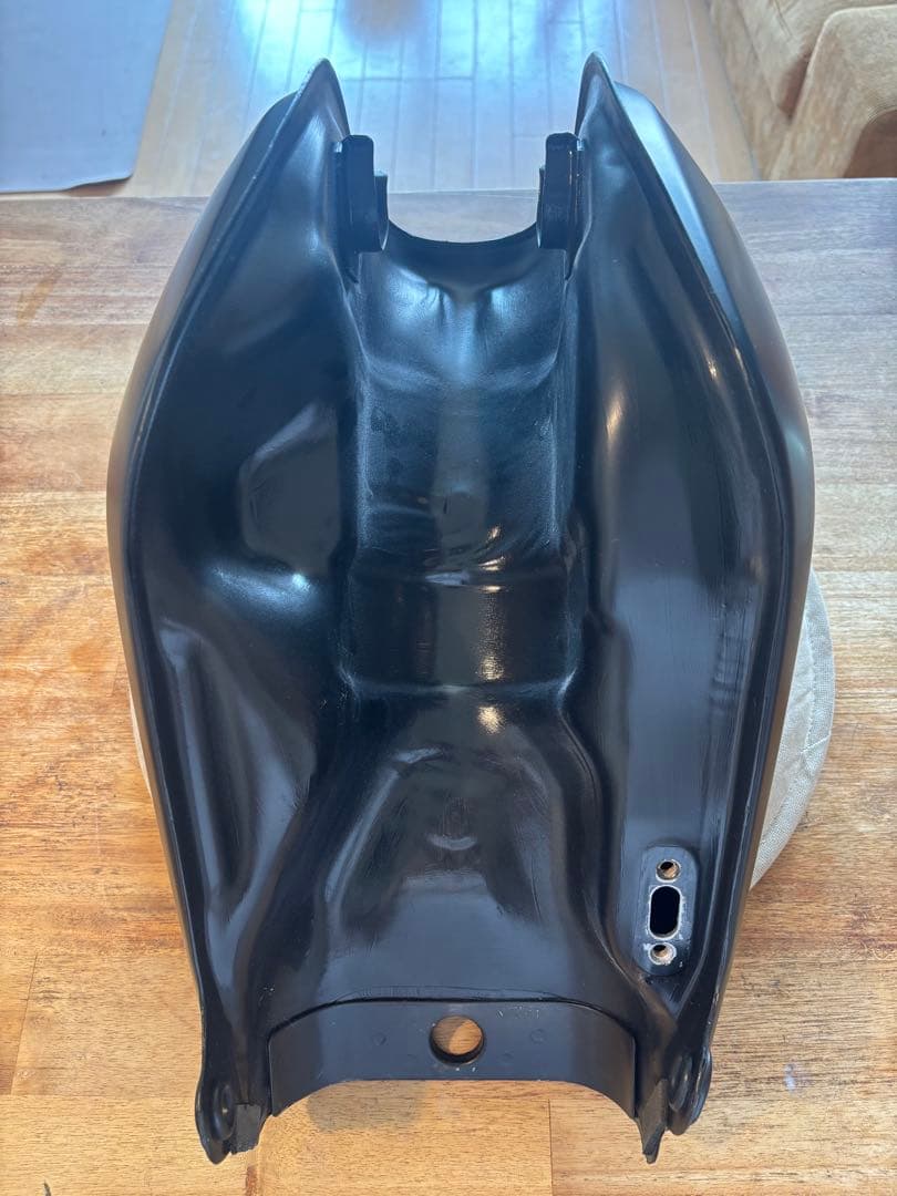 TW200 純正 タンク 艶消し仕上げ　マットブラック　コーティング済