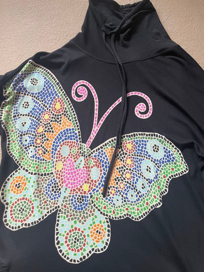 トクコプルミエヴォル/蝶モザイクデザイン長袖チュニック