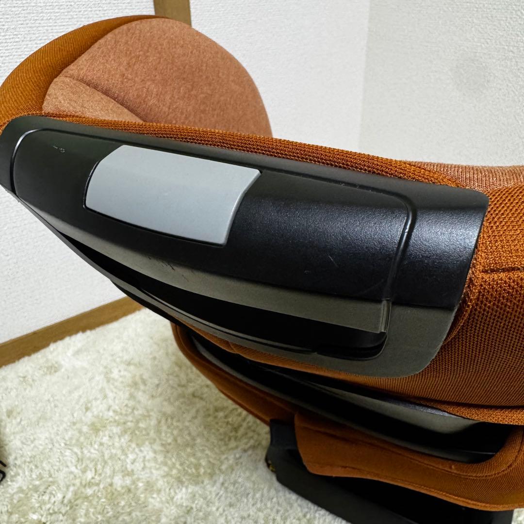 MAXI-COSI マキシコシ チャイルドシート RodiFix 付属品付♪
