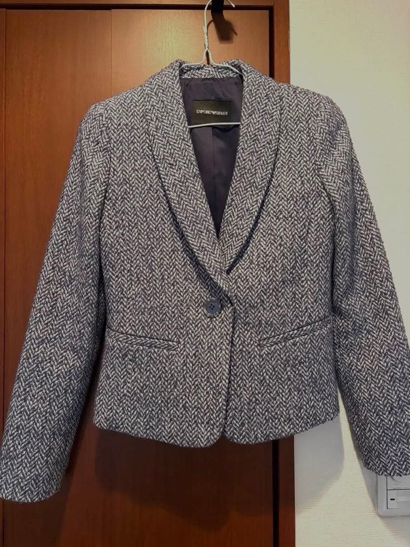 EMPORIO ARMANI ヘリンボーン テーラードジャケット　サイズ36