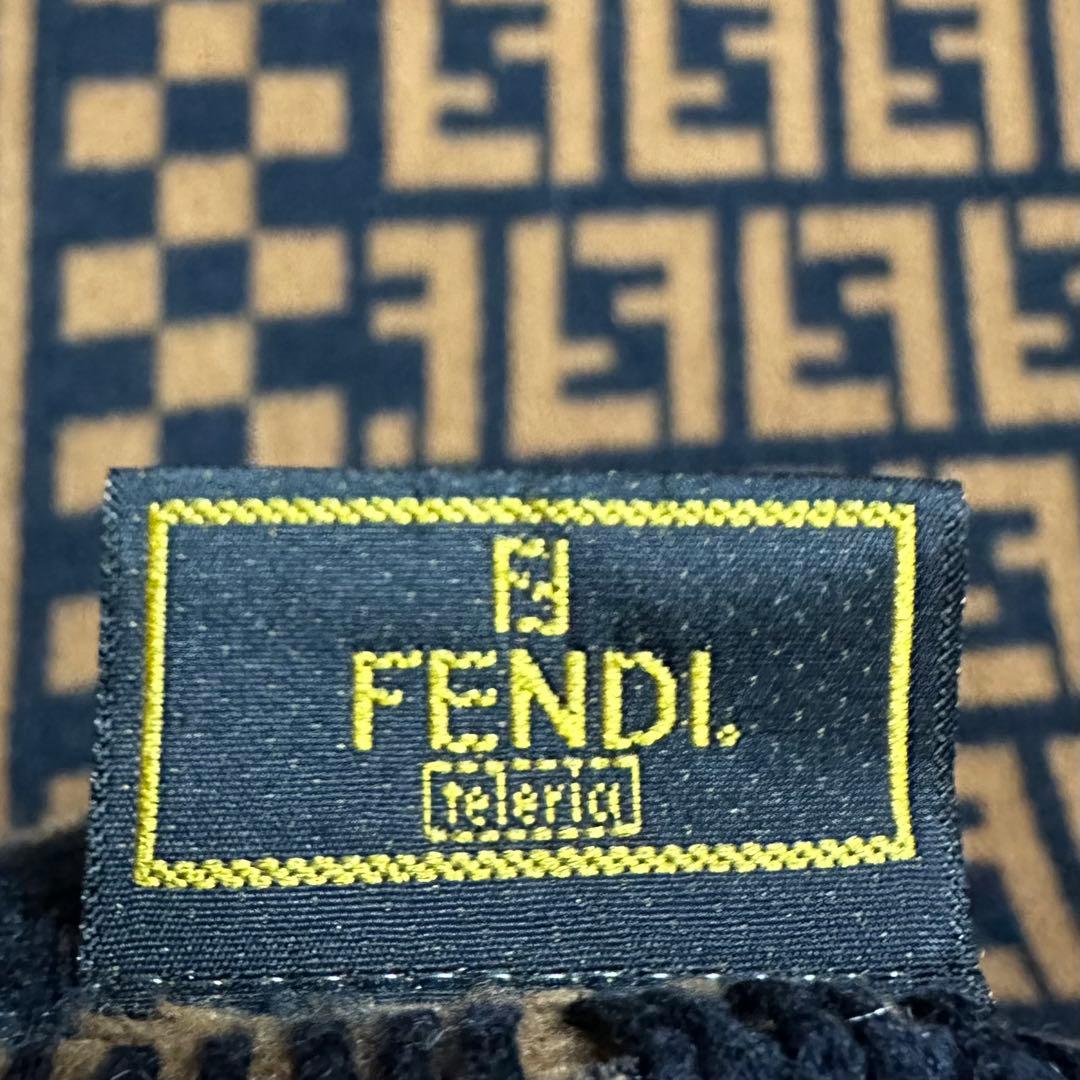 【訳あり】FENDI ズッカ柄 ブランケット140×210