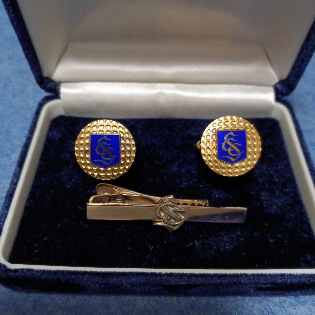 相模カンツリー倶楽部 銀製カフスボタンとK9タイピン