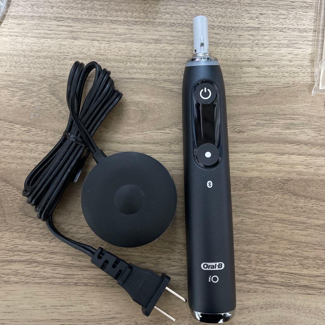 Oral-B iO 電動歯ブラシ 本体 ブラック 充電式 付属