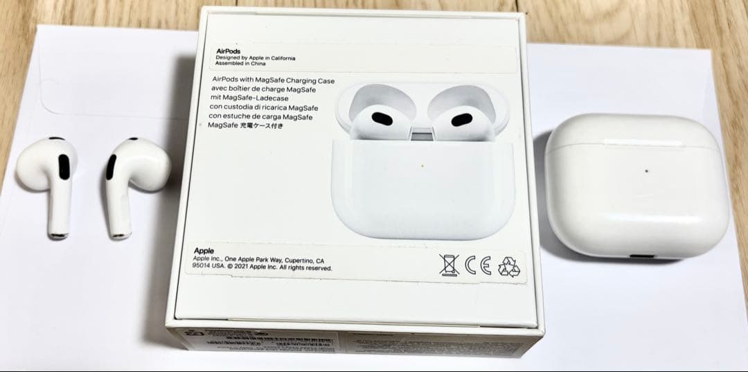 AirPods第3世代　MagSafe 充電ケース付き