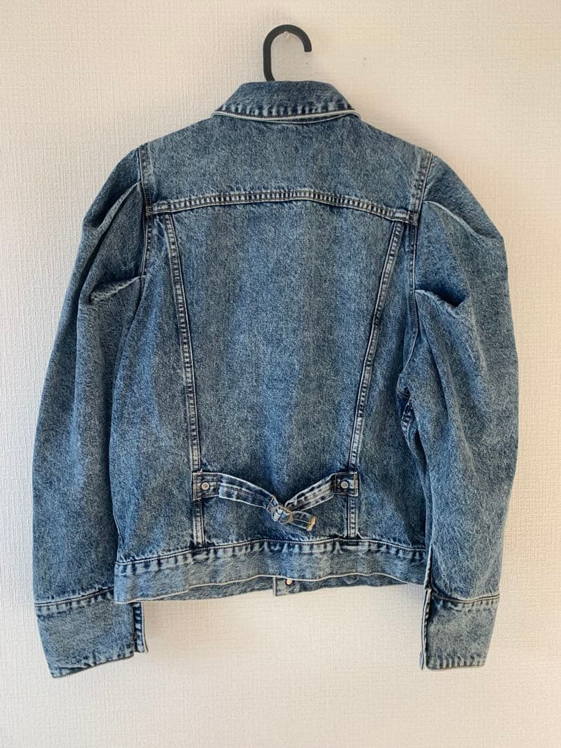 holiday ホリディ　パフスリーブ デニムジャケット