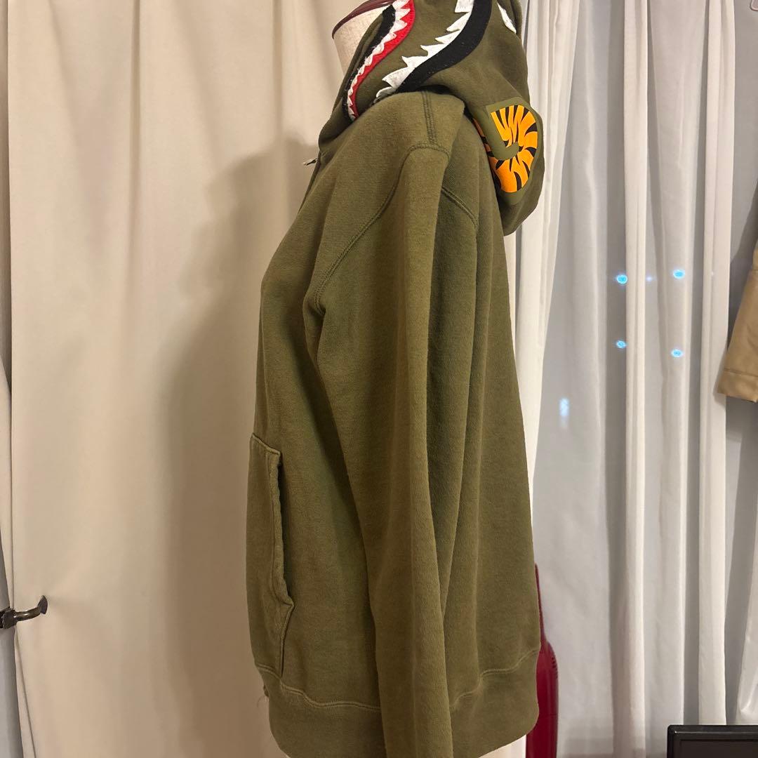 abathingapeシャークパーカーM