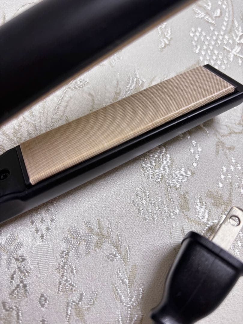 美品即購入可　KINUJO PRO　ストレートアイロン　KP001