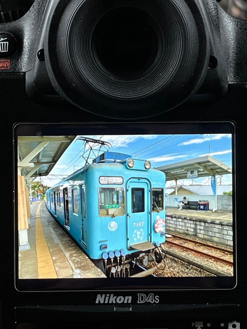 ニコンAF NIKKOR 24mm f2.8D