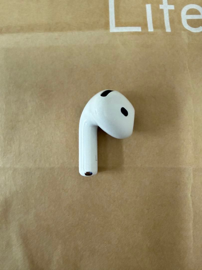 AirPods 第4世代 ANC アクティブノイズキャンセリング搭載モデル