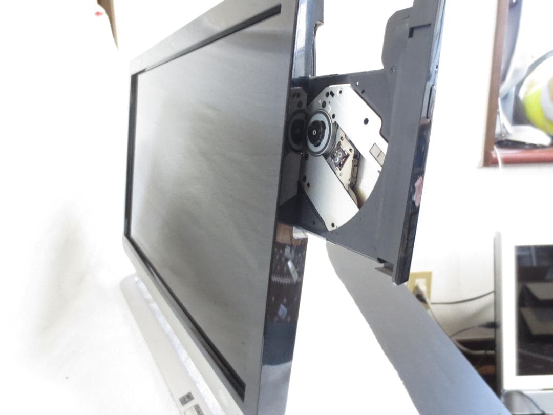 東芝 D71/T7 21.5型【 i7SSD512GB】Blu-ra Win11