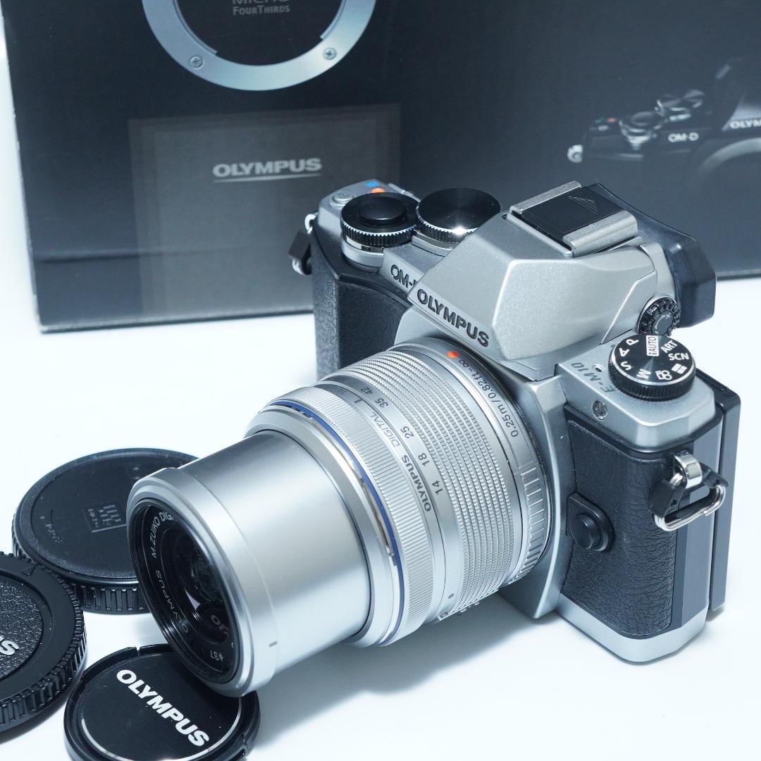 オリンパス OM-D E-M10 レンズセット ミラーレス