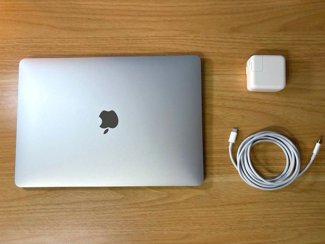Apple MacBook Air M1 8GB 256GB スペースグレイ