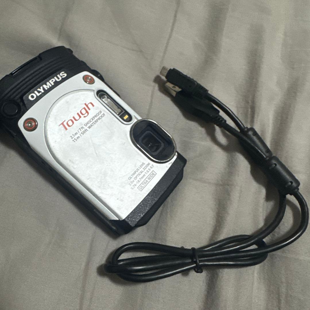 OLYMPUS Tough デジタルカメラ