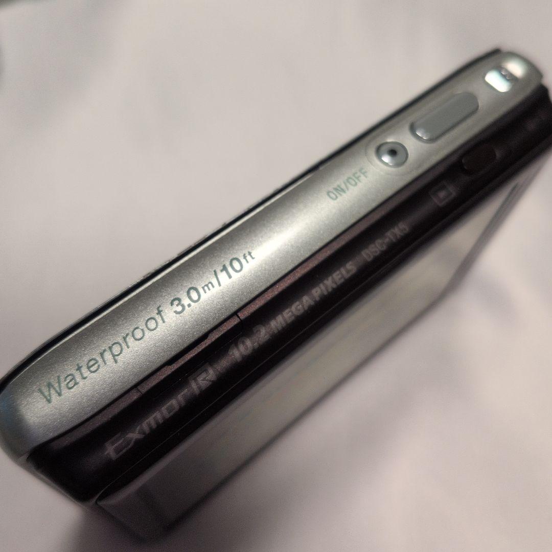 2台セット　SONY Cyber-shot 14.1MPと10.2MP　シルバー