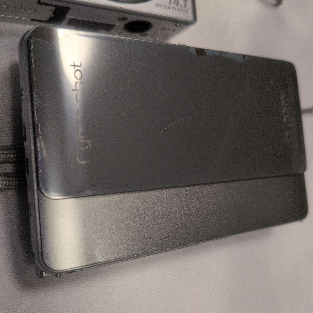 2台セット　SONY Cyber-shot 14.1MPと10.2MP　シルバー