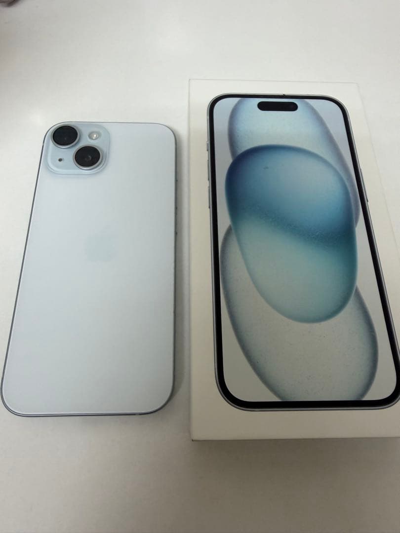 【美品】iPhone15128GB ブルー
