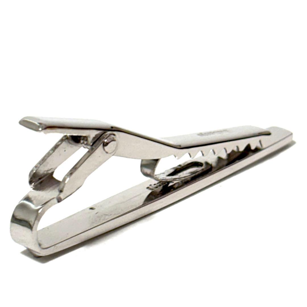 未使用・タグ付き✨箱付き！ バーバリー ネクタイピン カフス シルバー