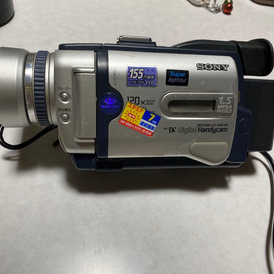 SONY Handycam miniDVビデオカメラ　DCR-TRV30 ③