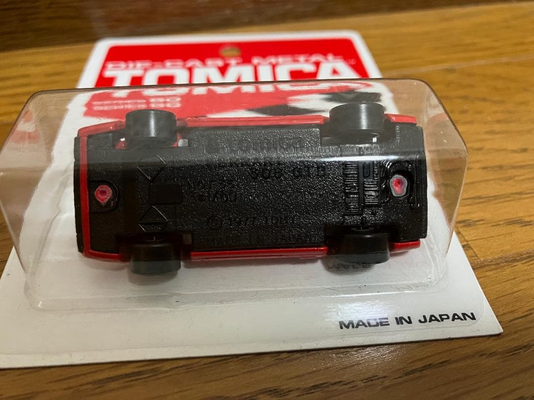 トミカ　フェラーリ308GTB　F35-1-5　TC