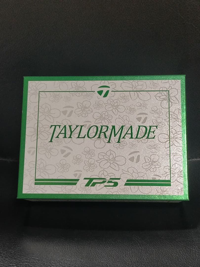 マスターズ限定モデル TAYLORMADE TP5 ストライプ ゴルフボール