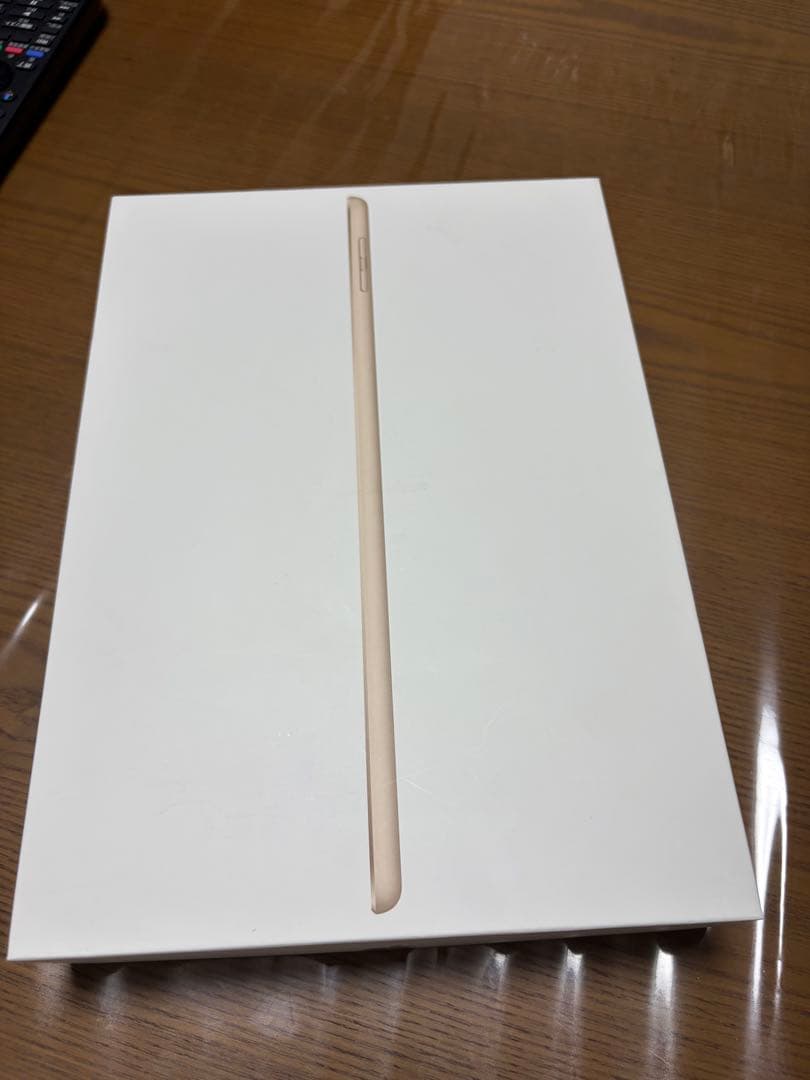 iPad Wi-Fi + Cellular 32GB ゴールド