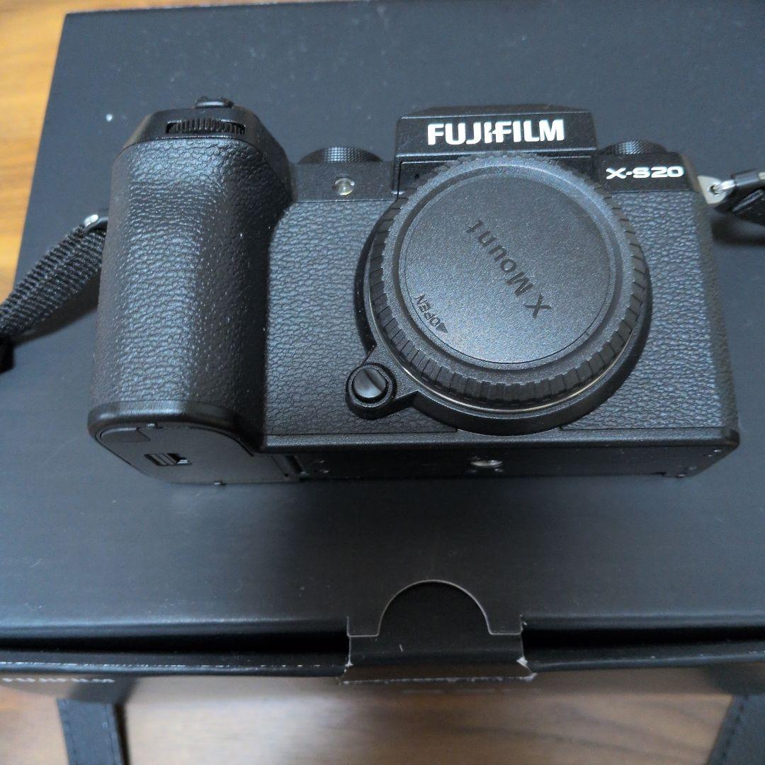FUJIFILM X-S20 ボディ ブラック
