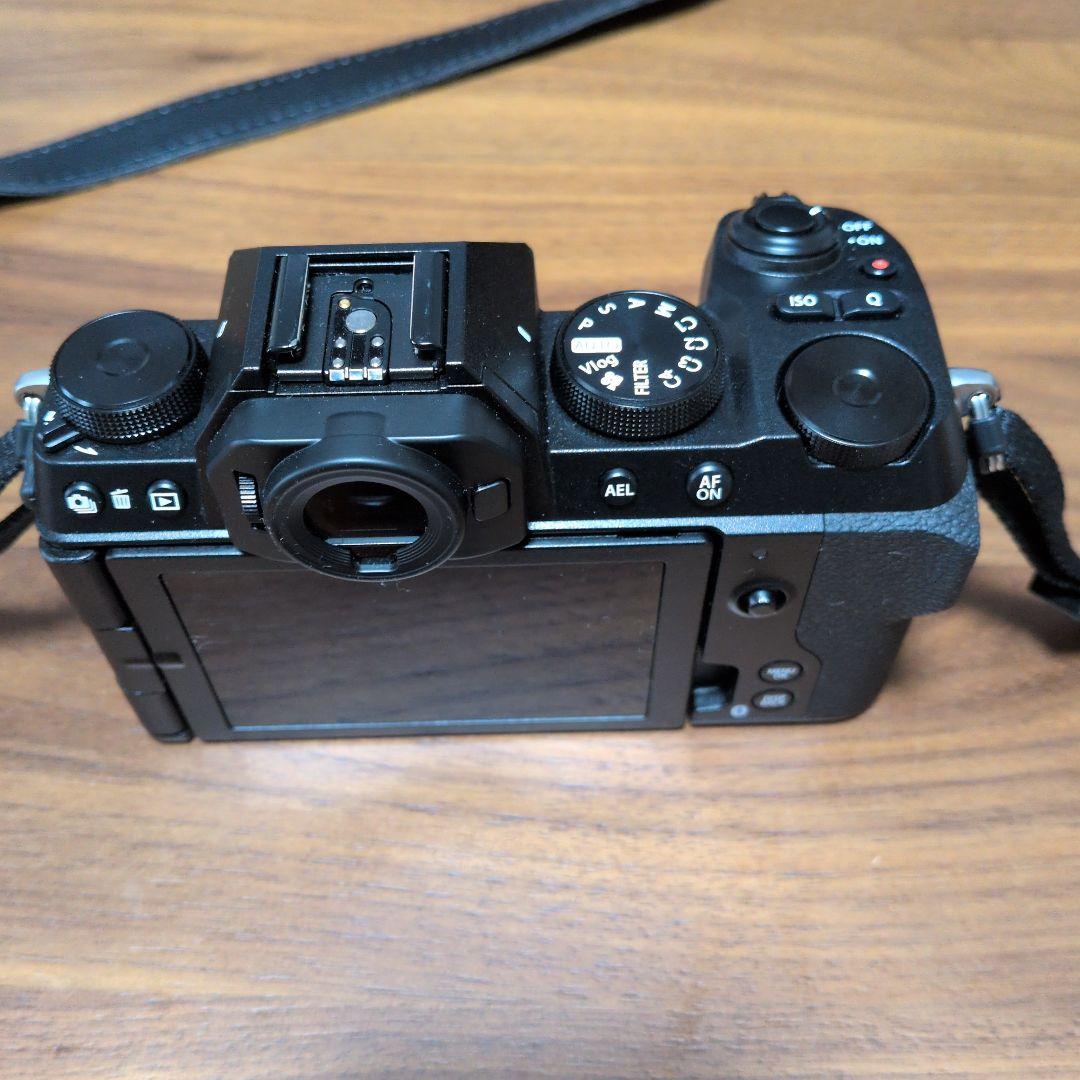 FUJIFILM X-S20 ボディ ブラック