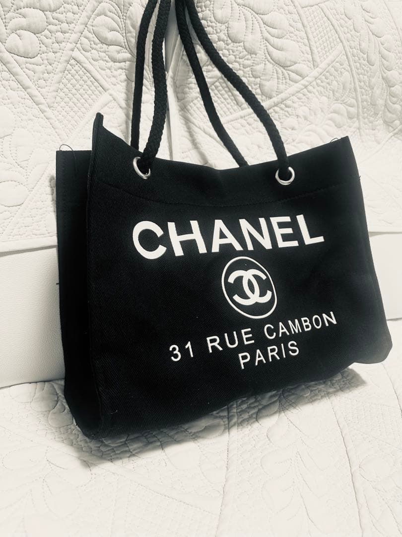 CHANELノベルティ☆肩掛けトートバッグ新品未使用品キャンバス黒ブラック