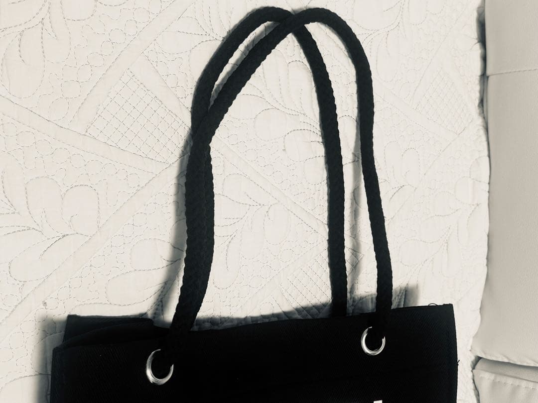 CHANELノベルティ☆肩掛けトートバッグ新品未使用品キャンバス黒ブラック