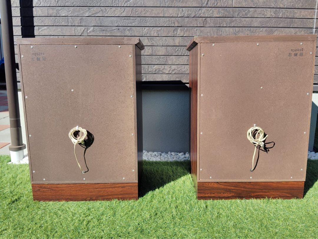 アンプ TRIO 4 CHANNEL