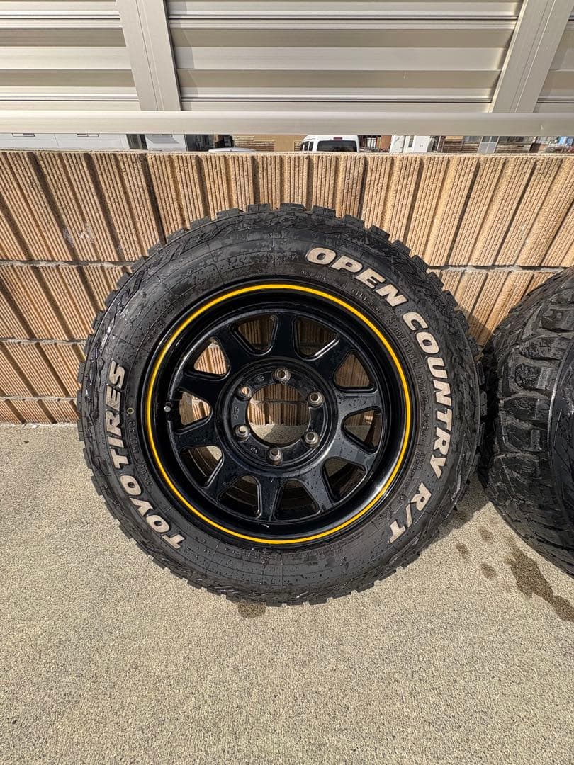 ハイエース　6穴　デイトナ16インチ　オープンカントリー