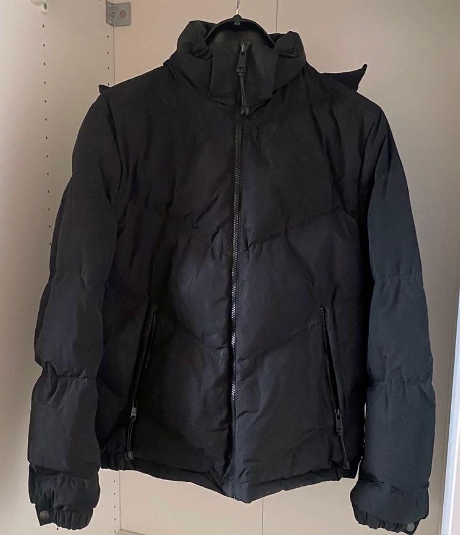 PRADA ブラック ダウンジャケット ブラック　フード着脱可