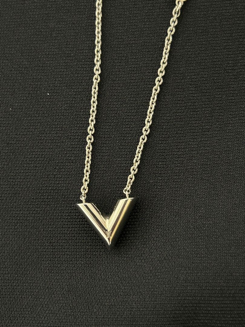 アクセサリー Louis Vuitton Essential V