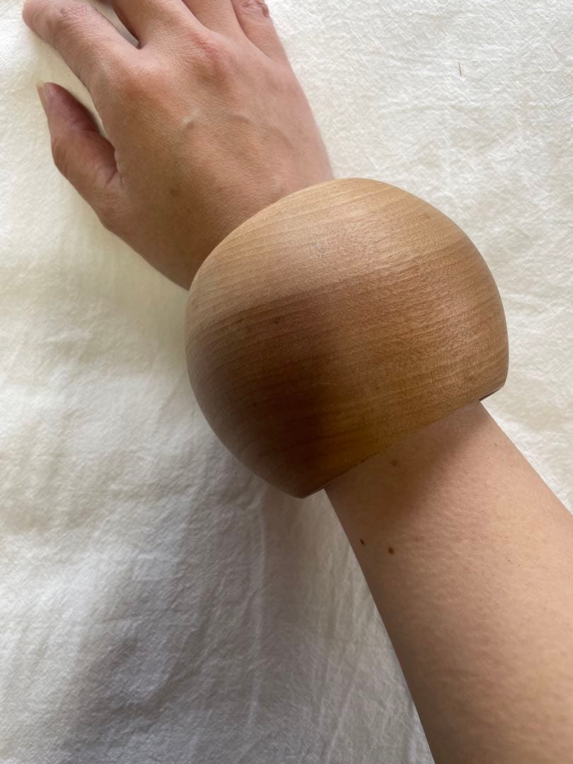 8uedeウッドバングル