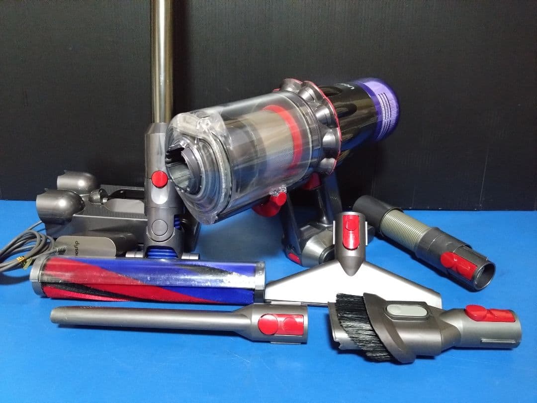 大人気モデル！dyson‼️デジタルスリムフィラフィ SV18収納ブラケット付③