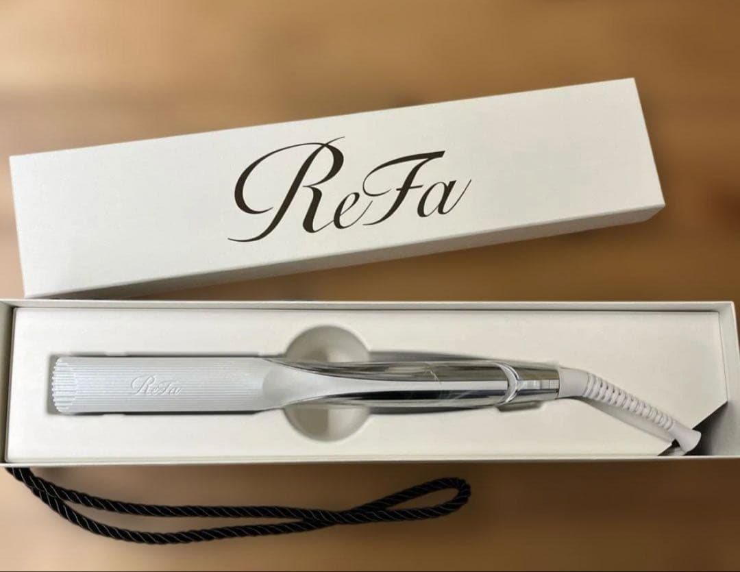 【新品未使用】Refaビューテックストレートアイロン　ホワイト